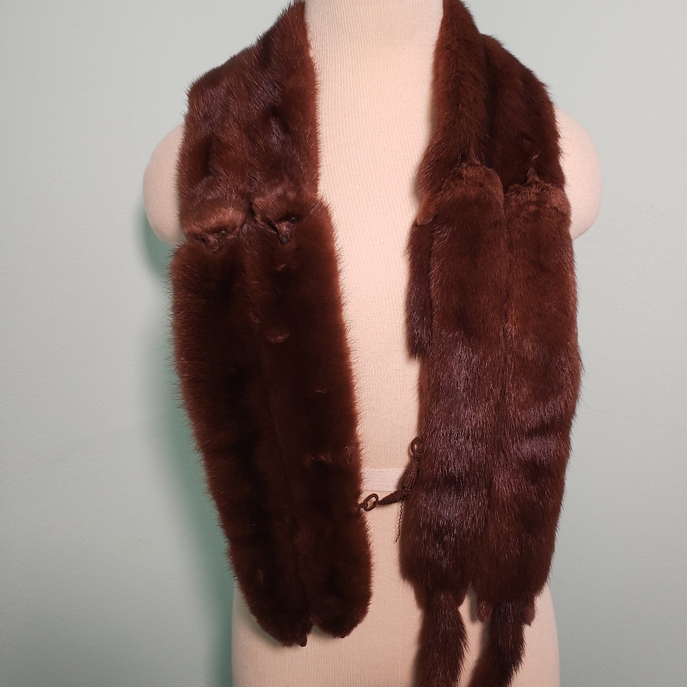 8 pellet mink fur stole, 1920's, Fur Nakamura.